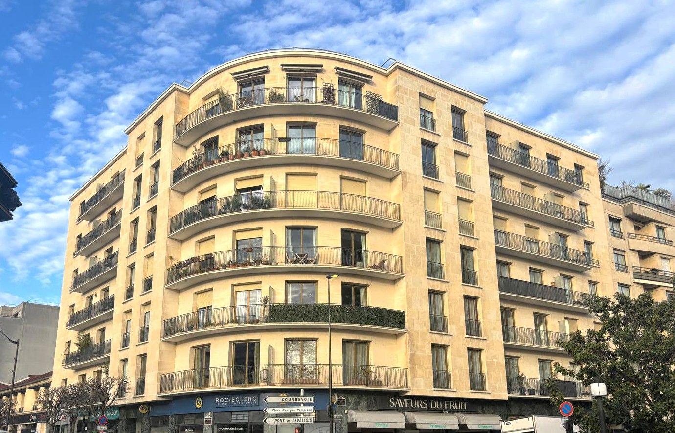 de  à Levallois-Perret 92300
